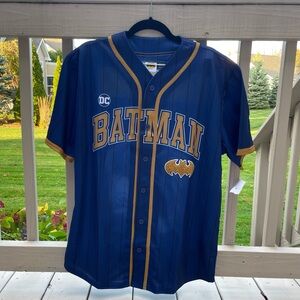 Batman The‎ Dark Knight Jersey Size Med DC Comics Mad Engine Blue Lightweight